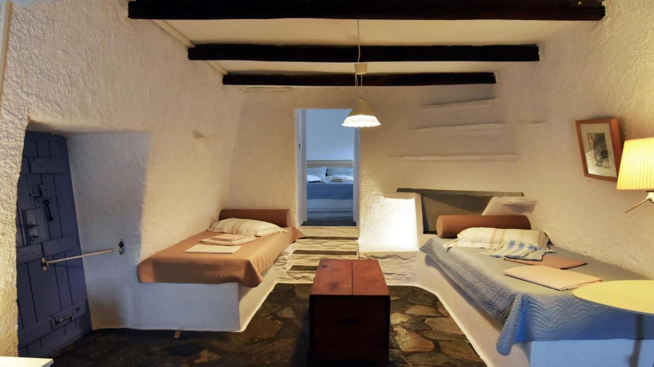 The Charming Beach House, Ideal For 4 To 5 People Ioulis Eksteriør bilde